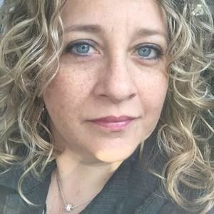 Meet your Posher, Debra